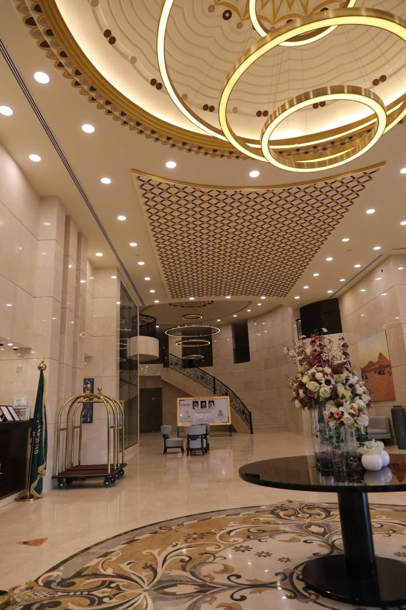 Khabti Grand Hotel Bisha Buitenkant foto